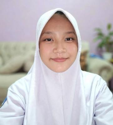 SHELLA OKTAVIANI SAFIRA