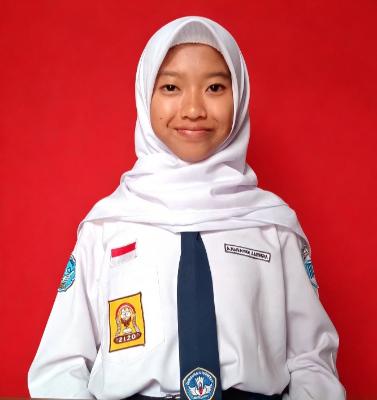 ANNISAA NADHIRAH AULIA